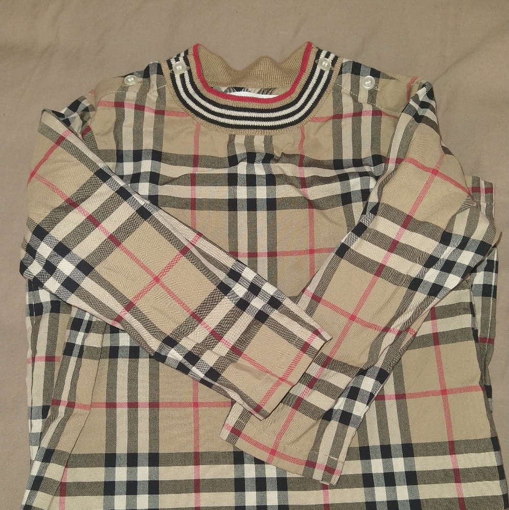 Burberry romper - Picture 3 of 4